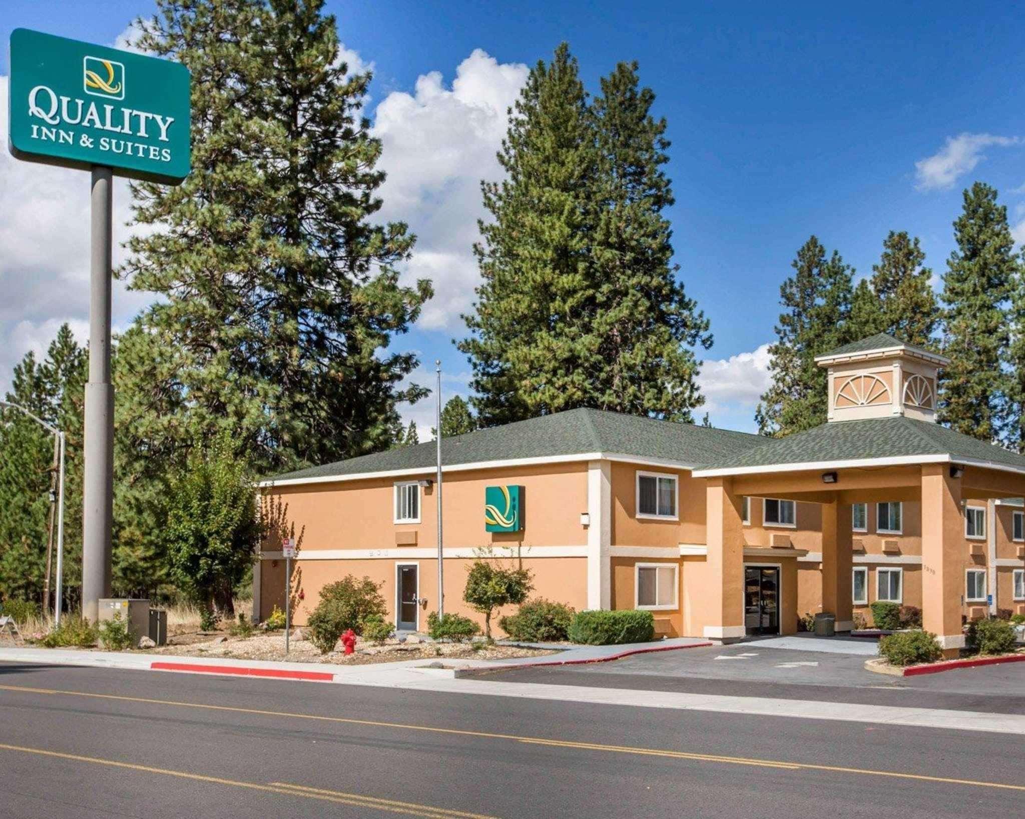 Quality Inn & Suites Weed Kültér fotó