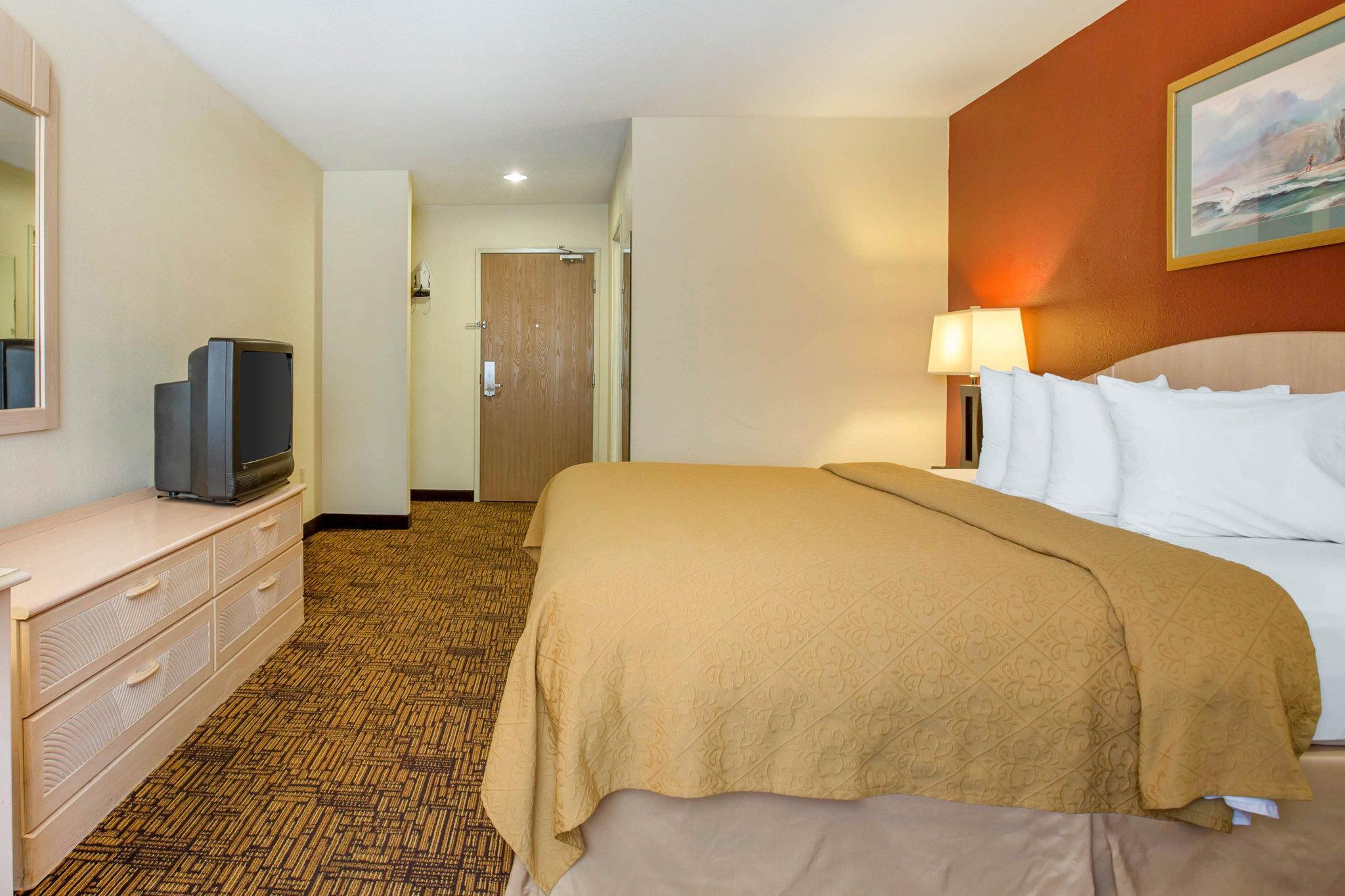 Quality Inn & Suites Weed Kültér fotó