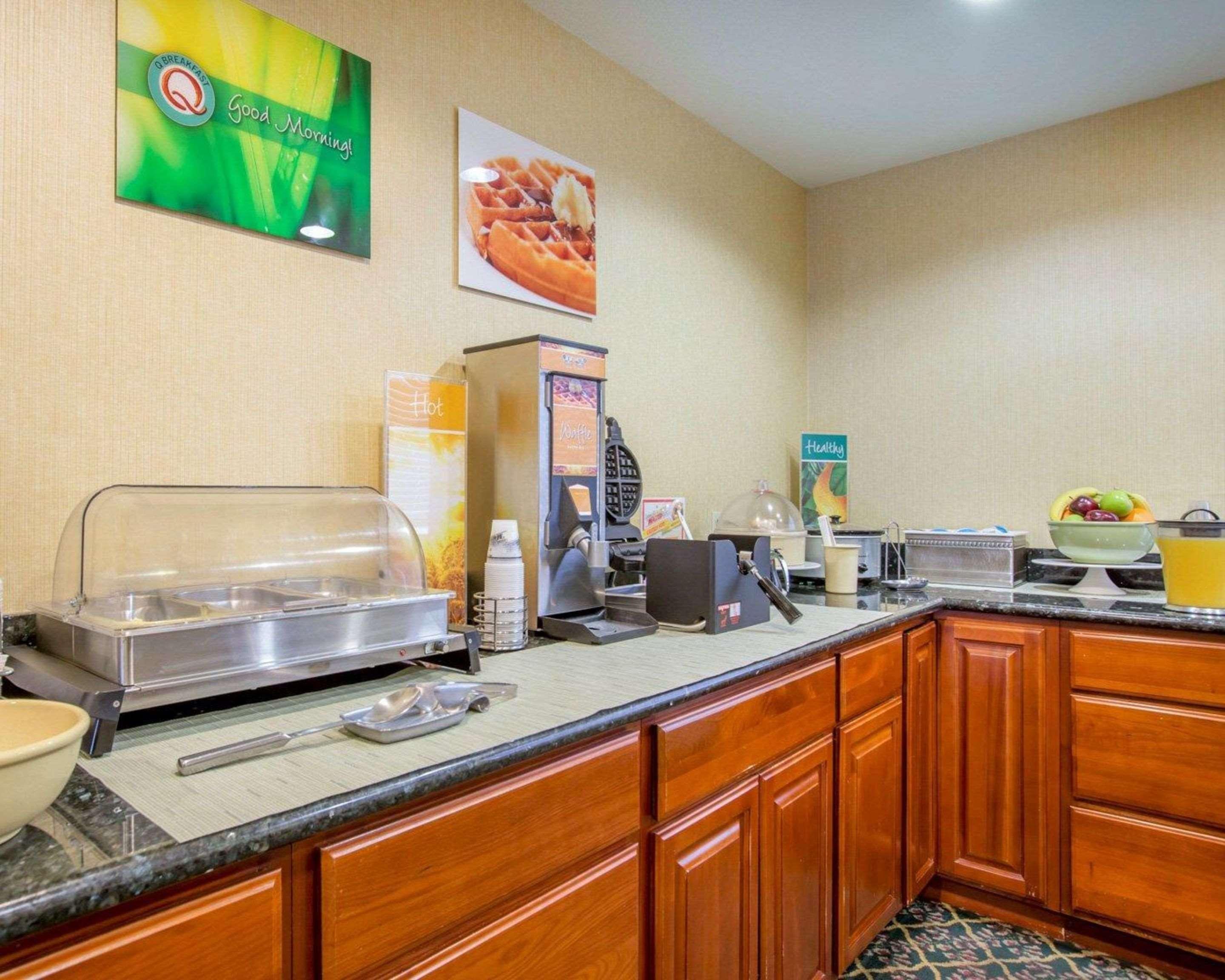 Quality Inn & Suites Weed Kültér fotó