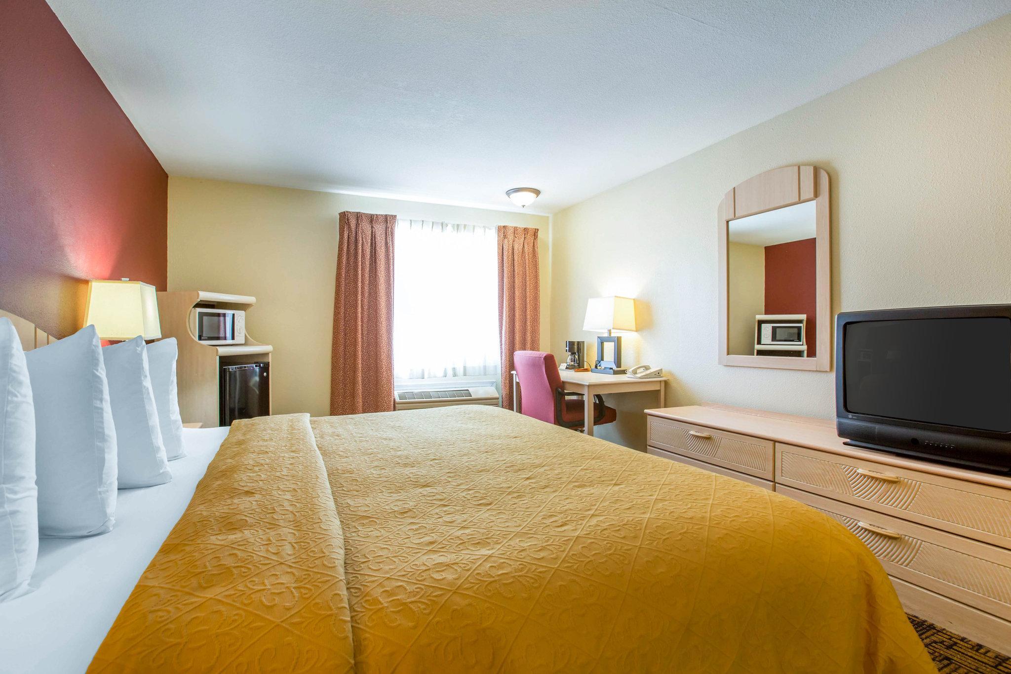 Quality Inn & Suites Weed Kültér fotó